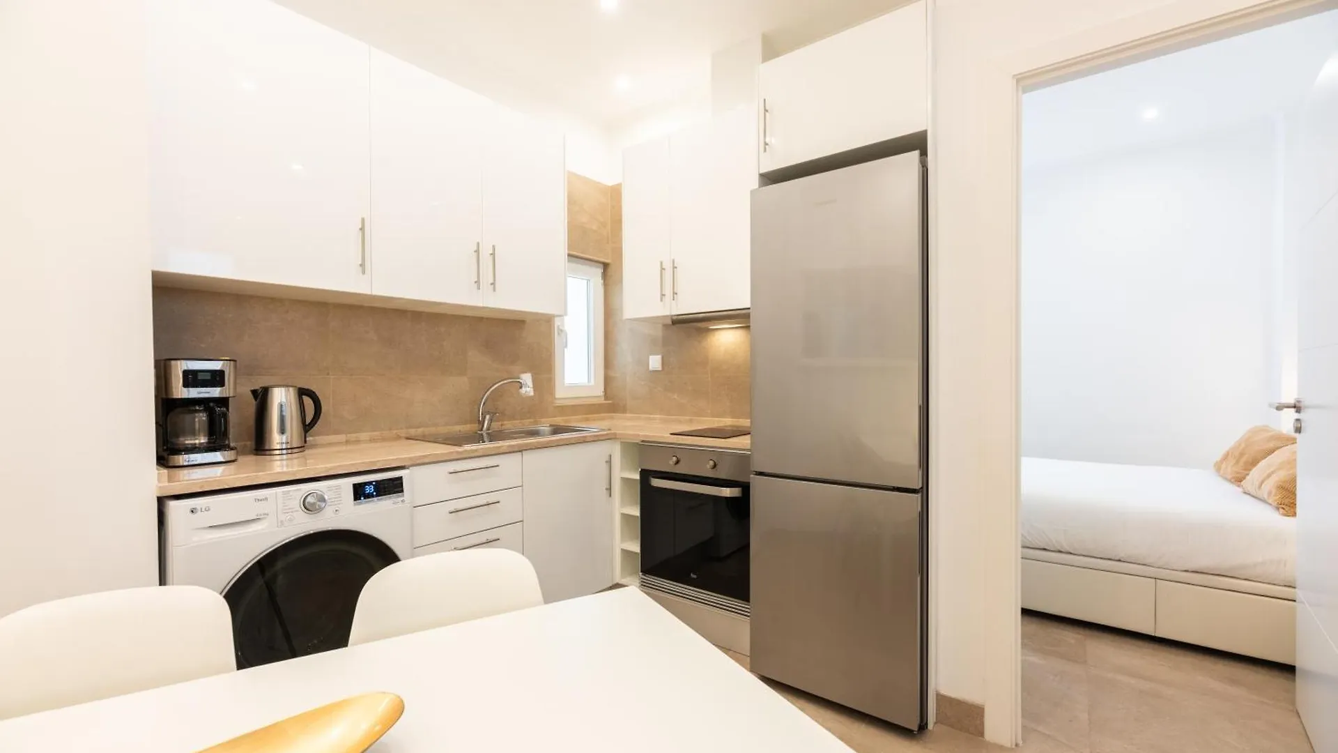 Praca Alegria Lovely Apartment リスボン ポルトガル
